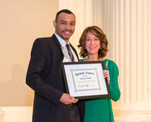 Jerome recibió el Premio Yolanda en Impact NW's 2018 Power of One Luncheon